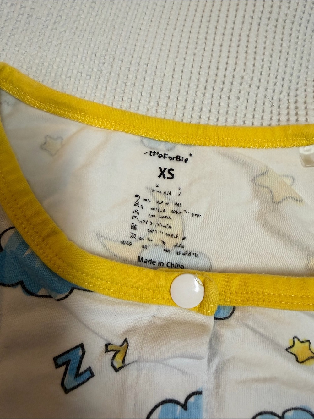 Little for big star adult onesie - Picture 2 of 4